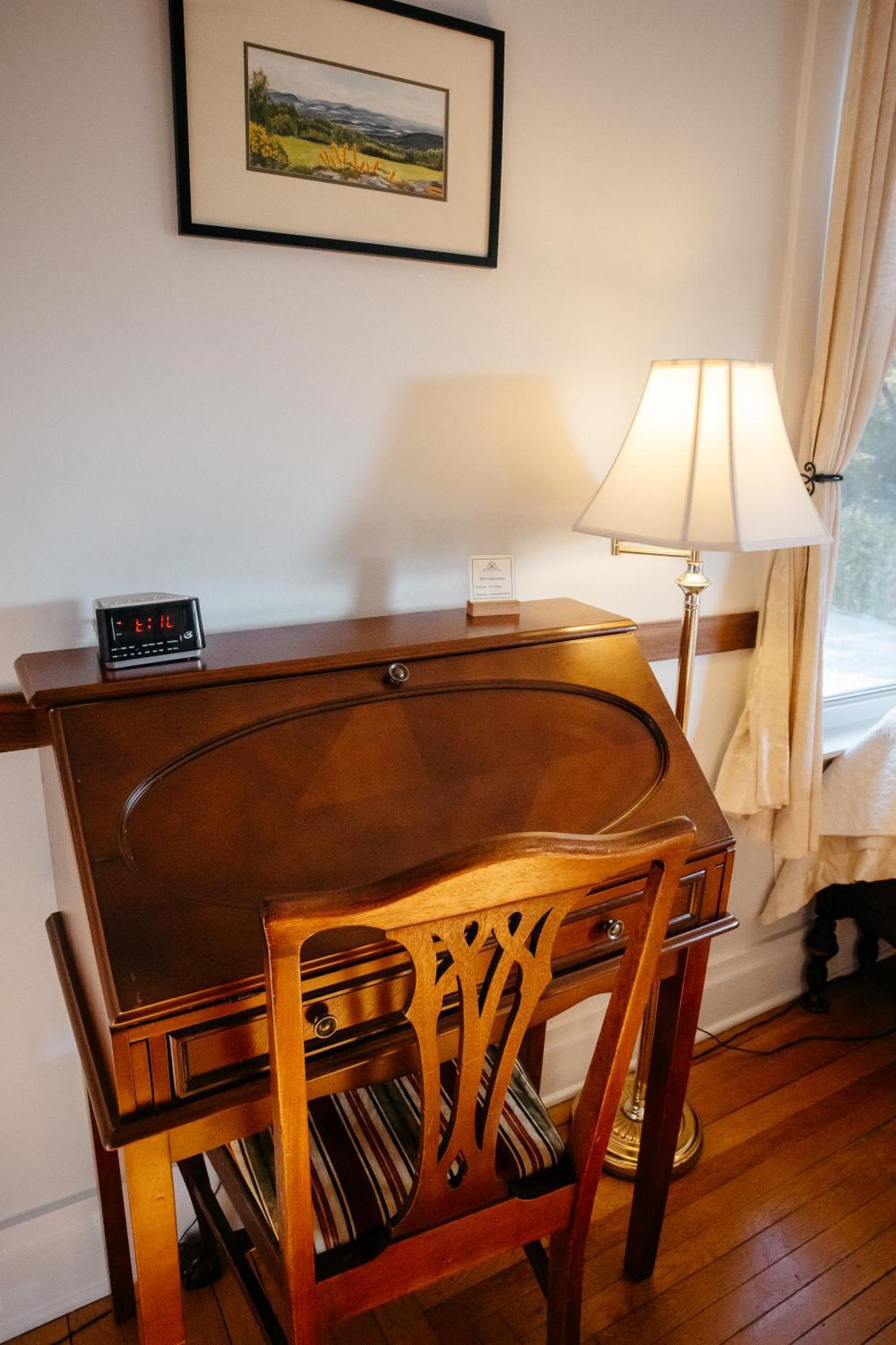 Friendly City Inn B&B Harrisonburg Exteriör bild